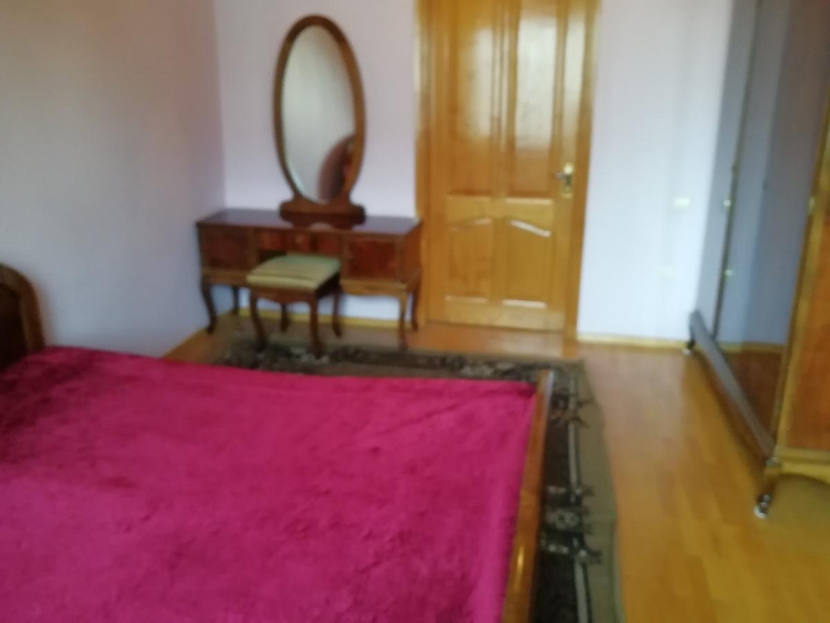 Apartment Georgy Batumi Bagian luar foto