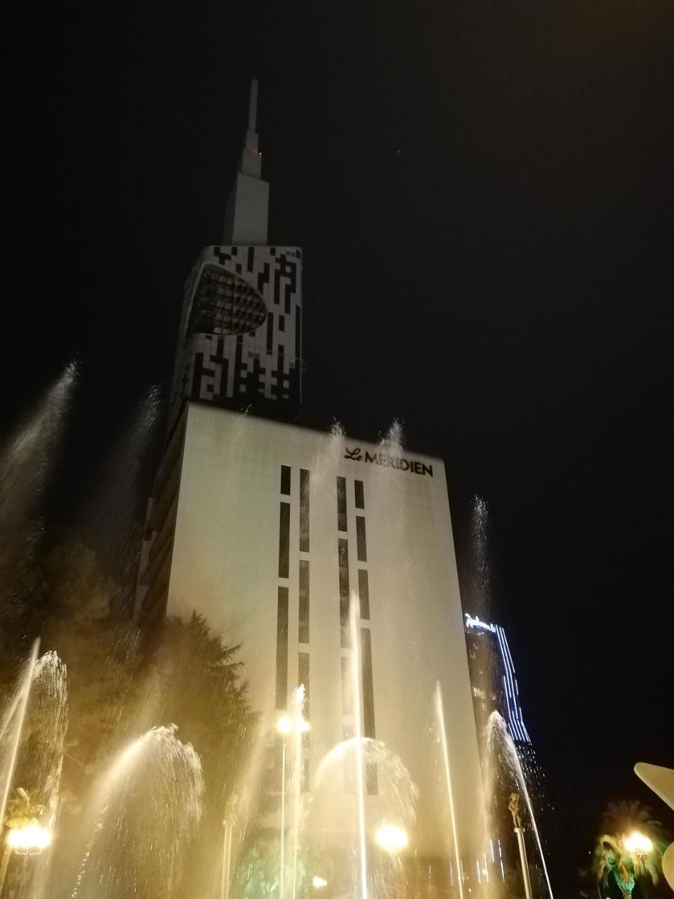 Apartment Georgy Batumi Bagian luar foto