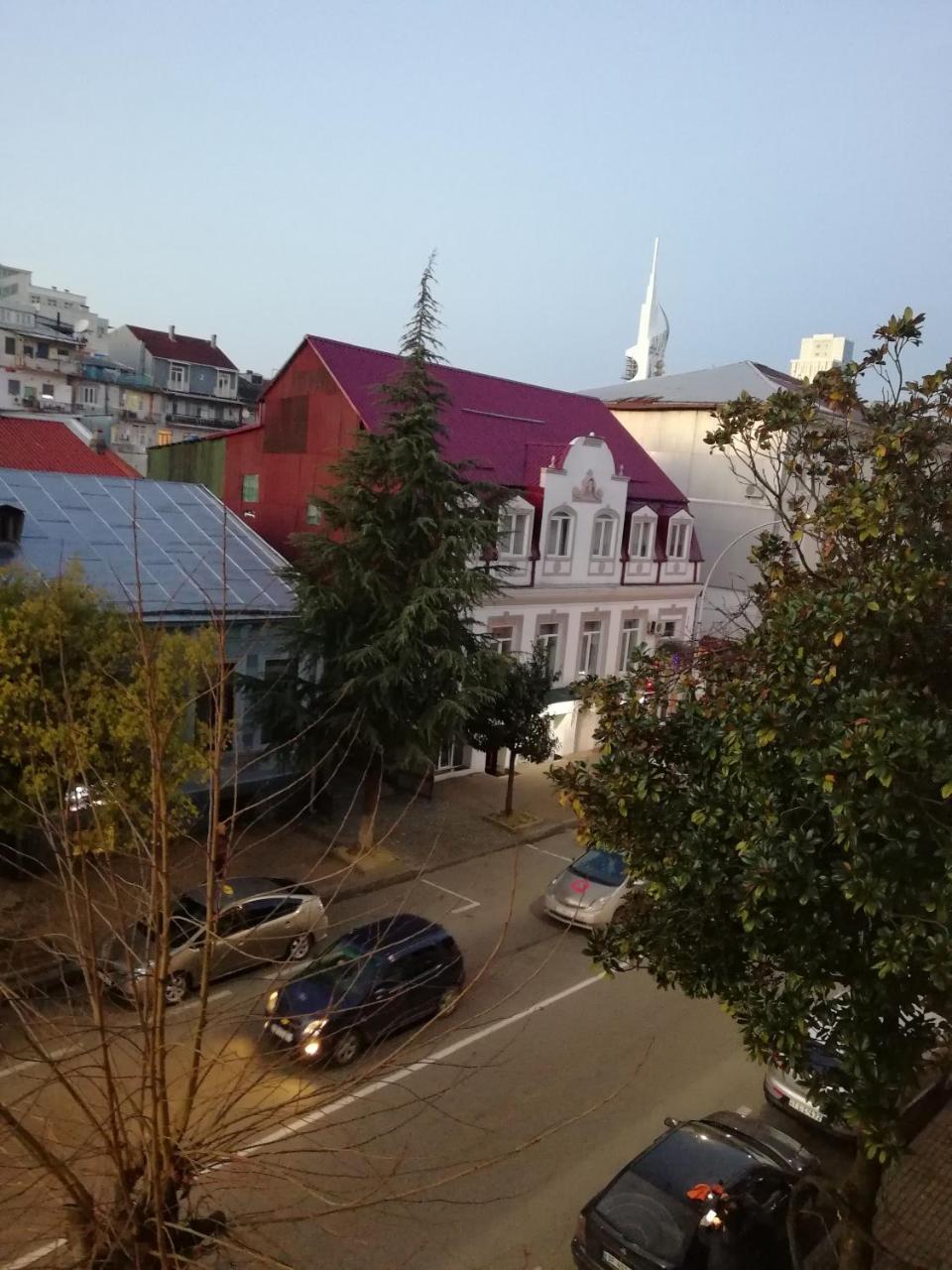 Apartment Georgy Batumi Bagian luar foto