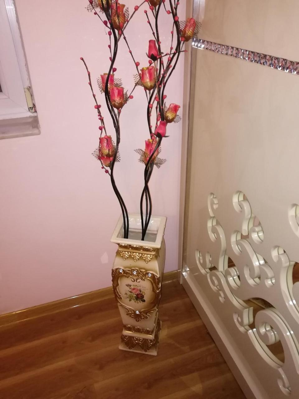 Apartment Georgy Batumi Bagian luar foto
